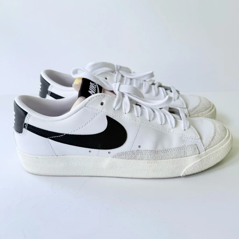 Nike Blazer ‘77 Low Platform Sneaker White Leather Black Gray Suede Size 9